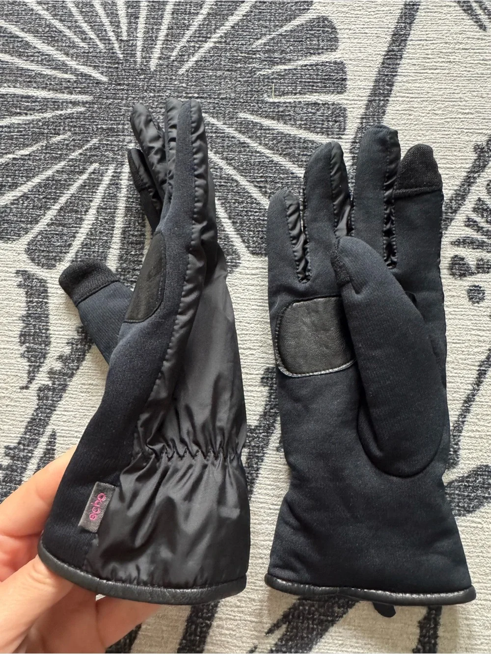 NWOT Black Winter Gloves - Insulated Pair